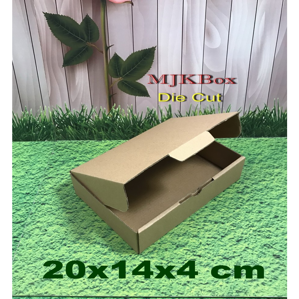 

Kardus Karton Uk, 20x14x4 cm...Die Cut untuk packing - aksesoris - dll