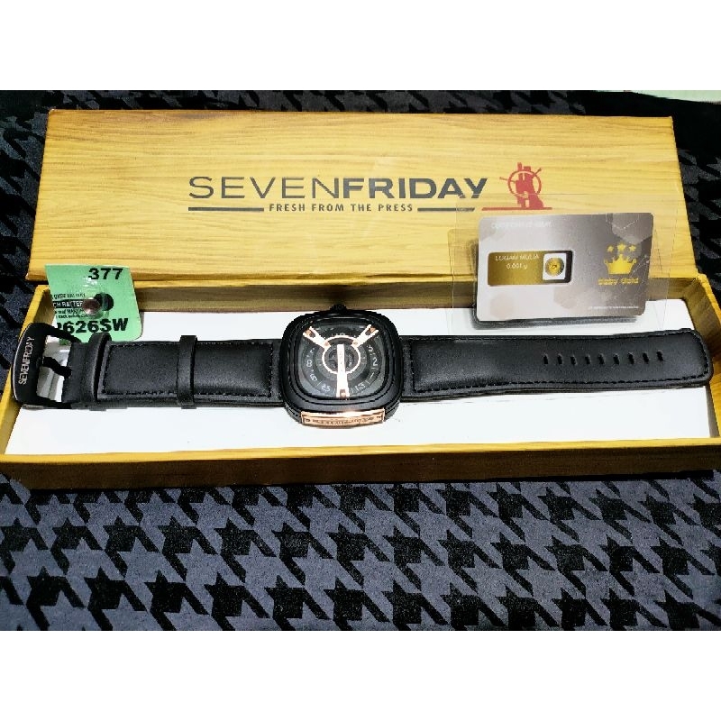 Jam Tangan Seven Friday