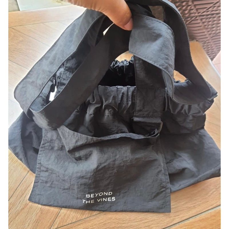 preloved BTV XS hitam