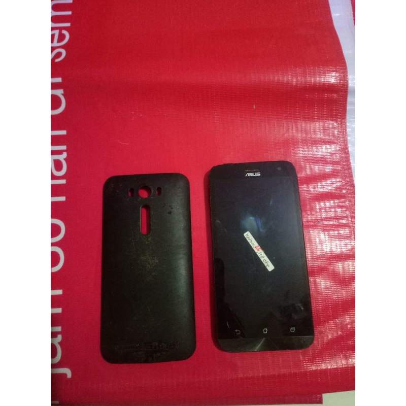 LCD +FLEKSIBEL CAS+FRAME BEKAS ASUS ZENFONE 2 LASER/Z00RD