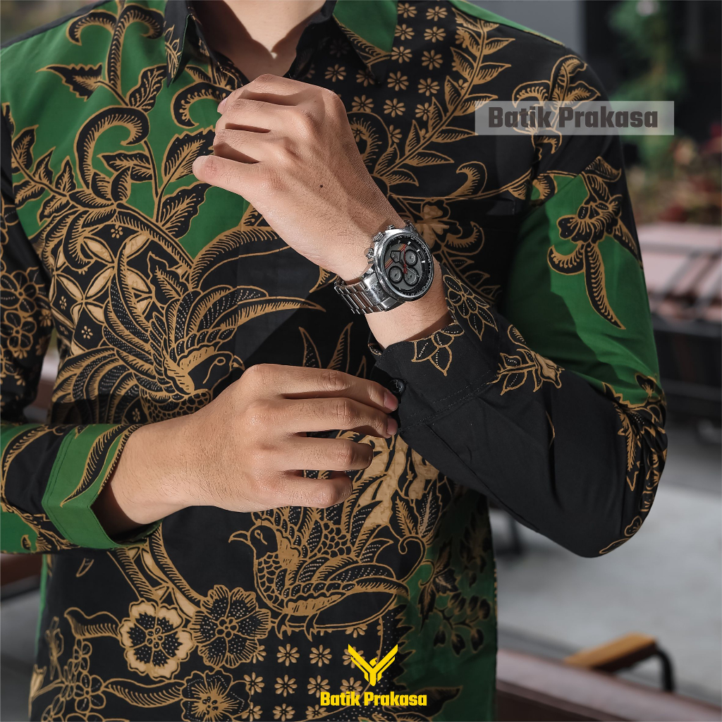 Kemeja Batik Prakasa Motif Cakra Buana Hijau Slimfit Lengan Panjang Batik Solo