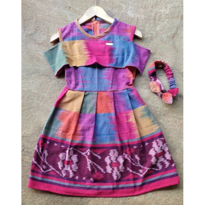 Baju tenun anak perempuan-custom dress tenun-Dress tenun anak anak-Dress tenun anak modern-Dress ten