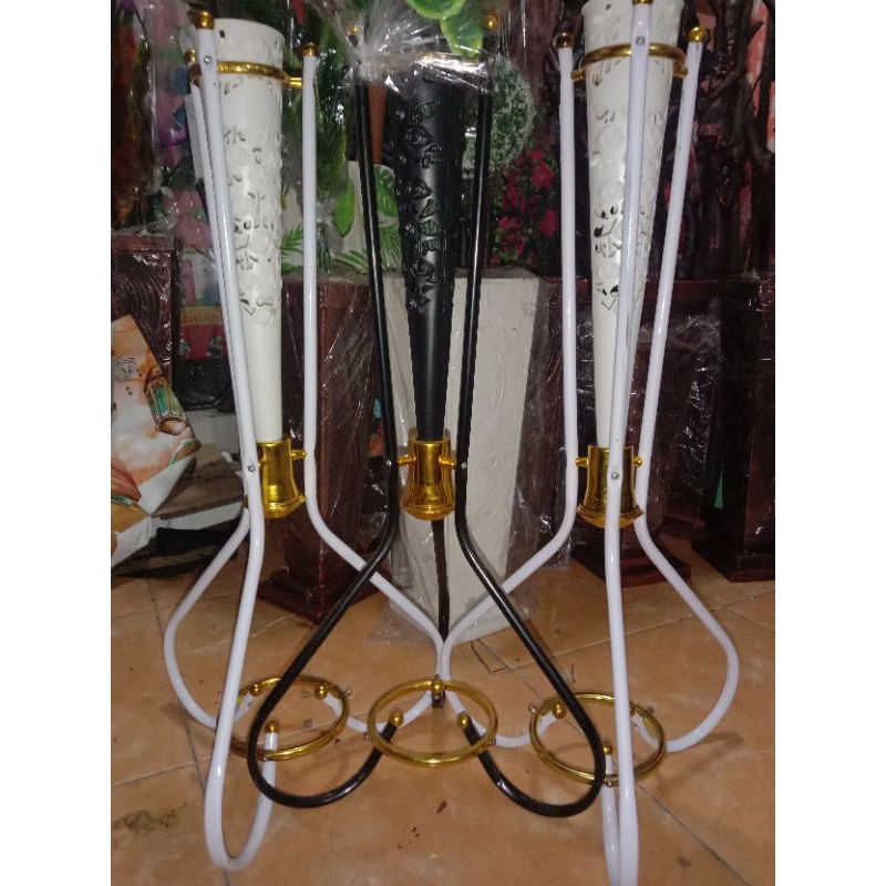 Pot standing besi import vas corong besi vas bunga sudut