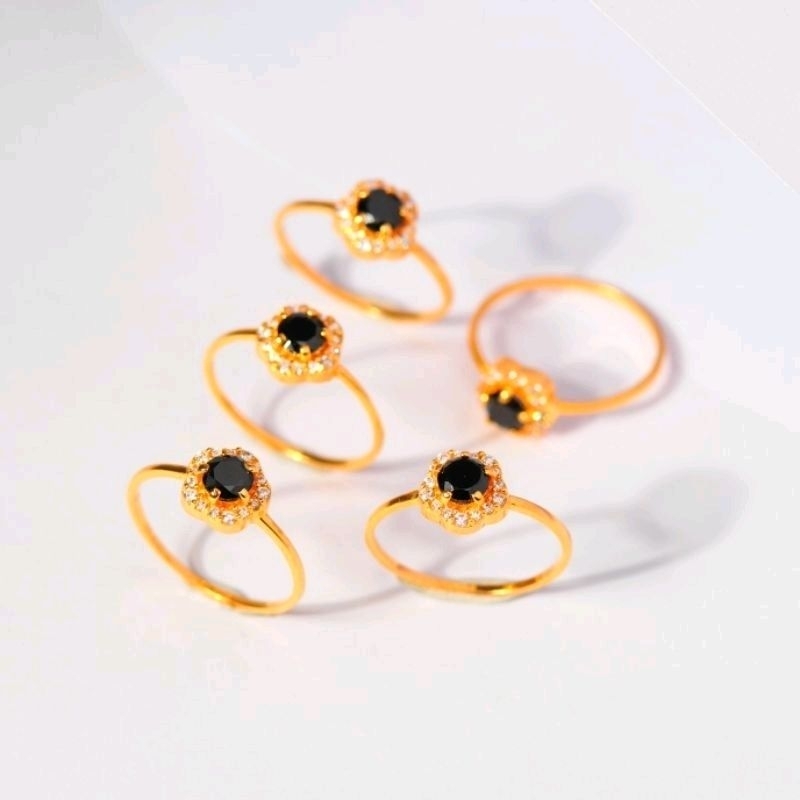 Cincin Emas Solitaire Bunga - Toko Emas Gadjah