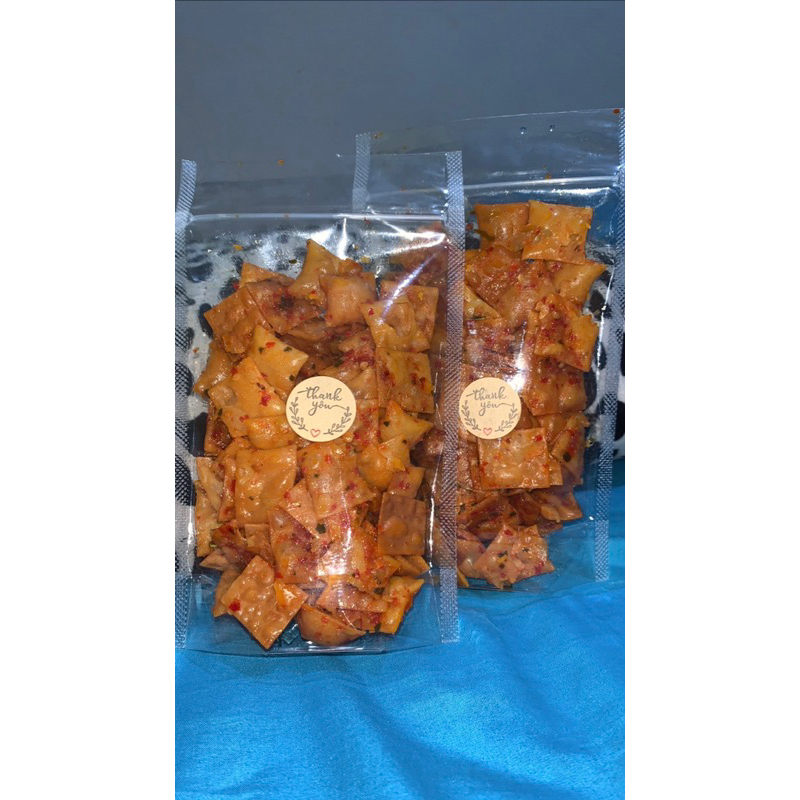 

Keripik pangsit