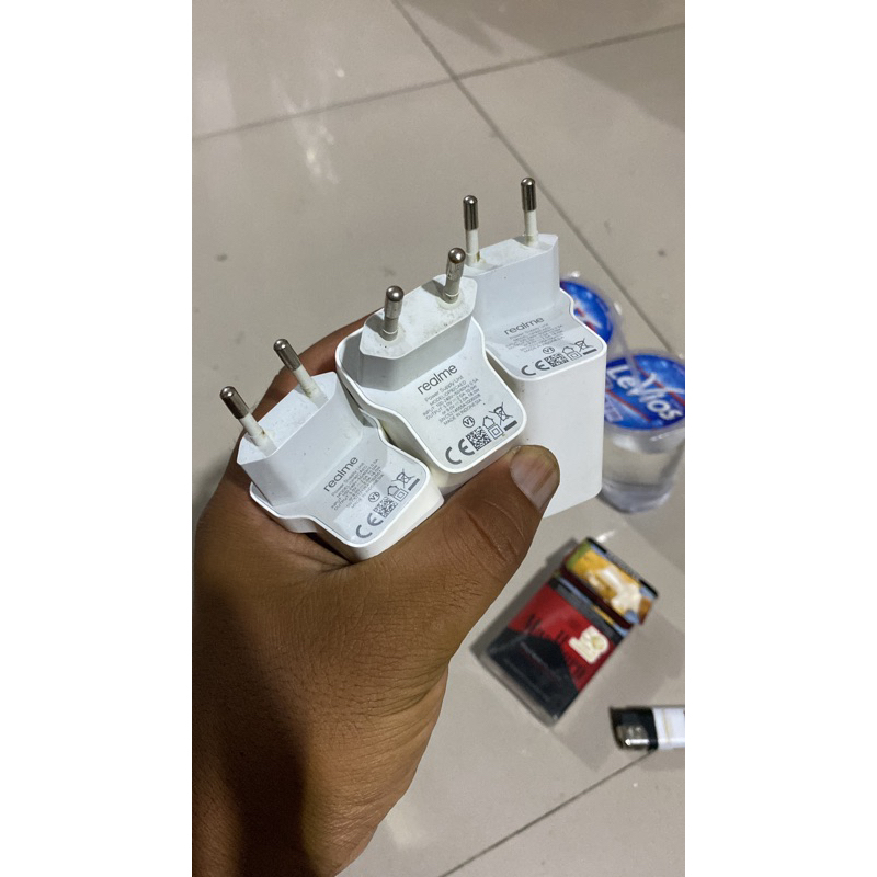charger realme 18 watt original copotan (batok aja)