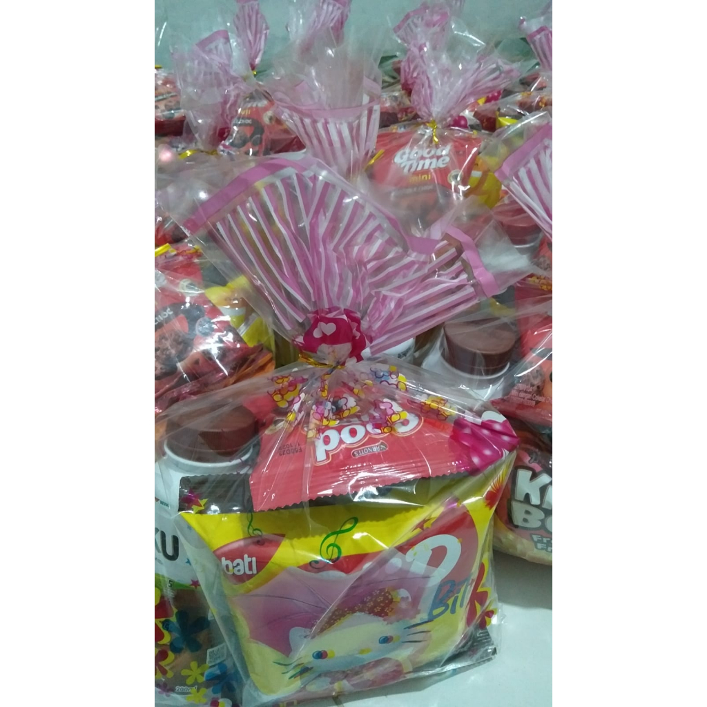 

Bingkisan Snack ulang tahun