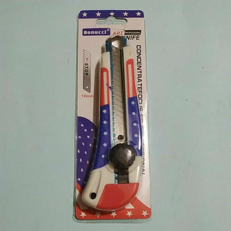 Cutter Tajam / Pisau cutter gagang karet  bendera knife