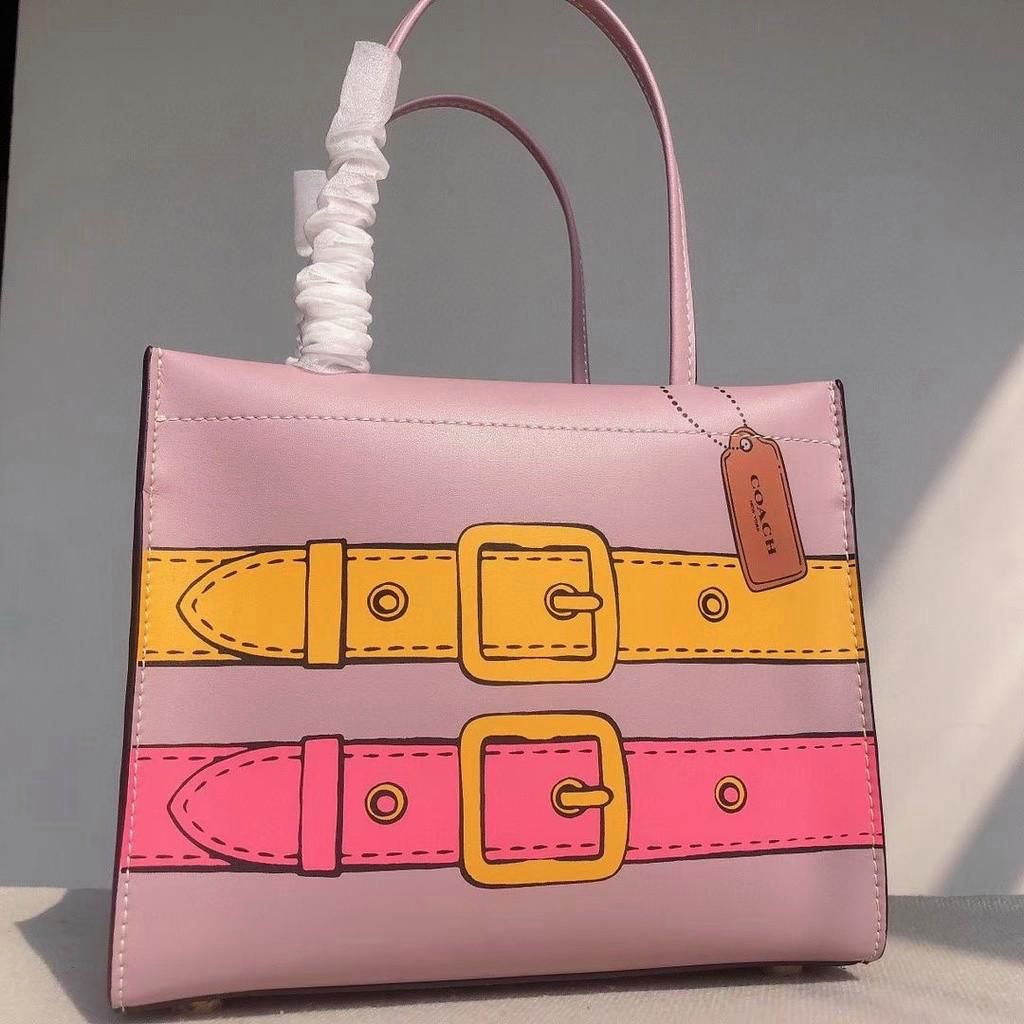 C9814 C8551 C5660 C5661 Original COACH Cashin Carry 22 with Trompe L'Oeil Print