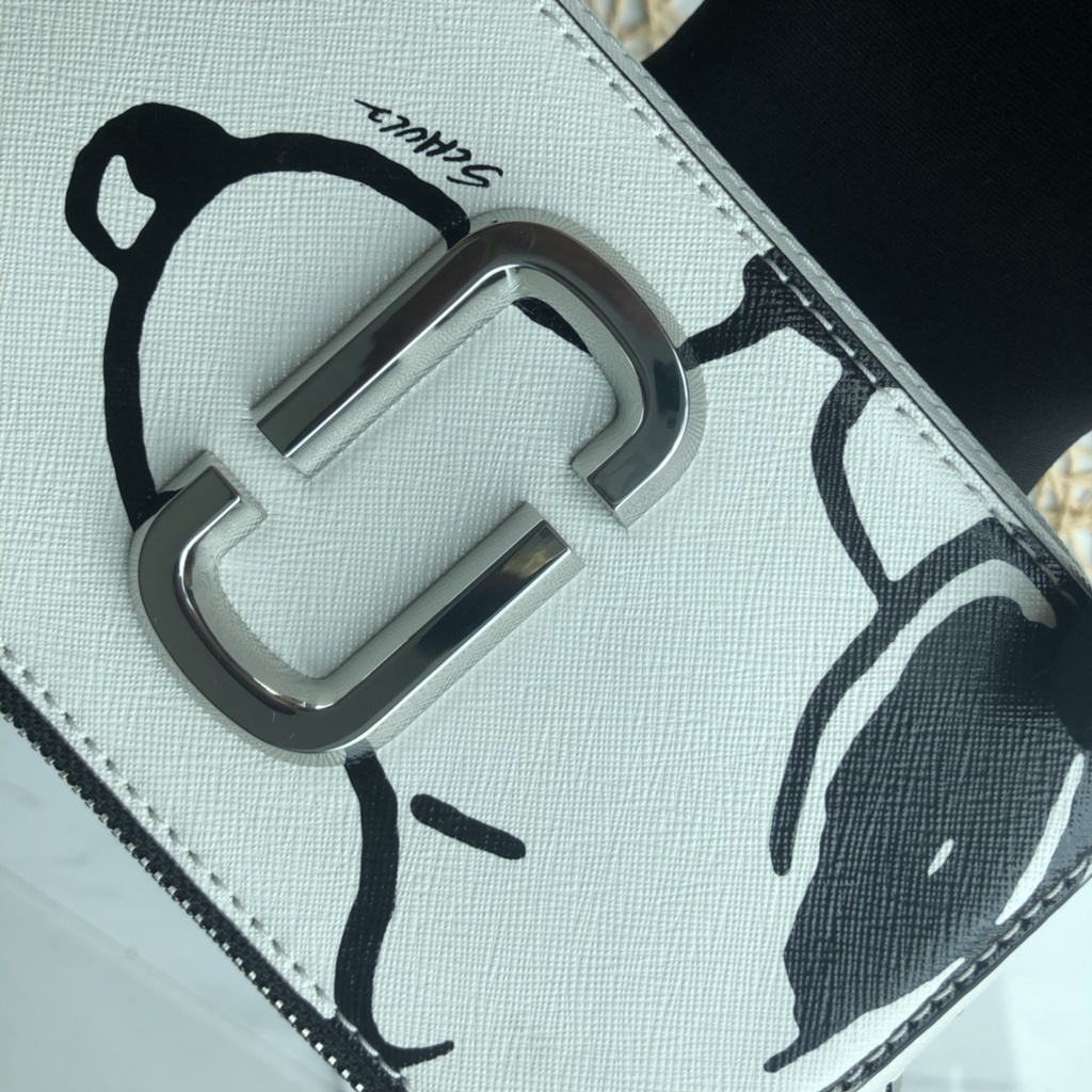 TAS WANITA THE SNOOPY WHITE CROSSBODY TAS SELEMPANG SHOULDER BAG / TAS KULIT WANITA / CAMERA BAG