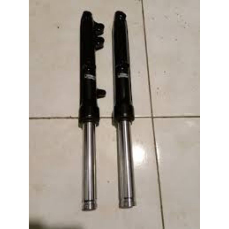shock depan Suzuki nex.