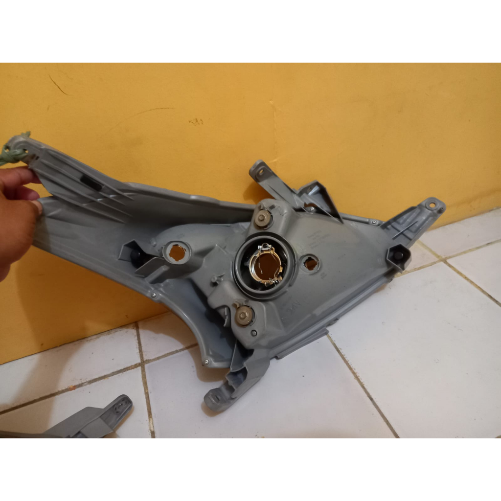 Headlamp All New Avanza 2012