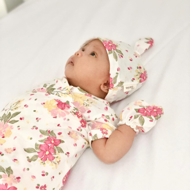 Alenka - Newborn Button Set / Setelan Baju Bayi (Kancing)