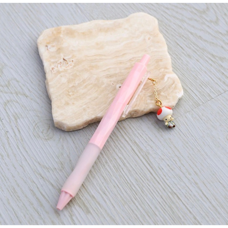 

Jasmine tease handmade aksesoris toad pen