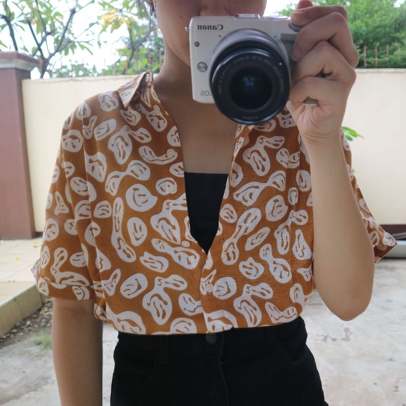 NEW SALE Colorbox Kemeja Crop Top