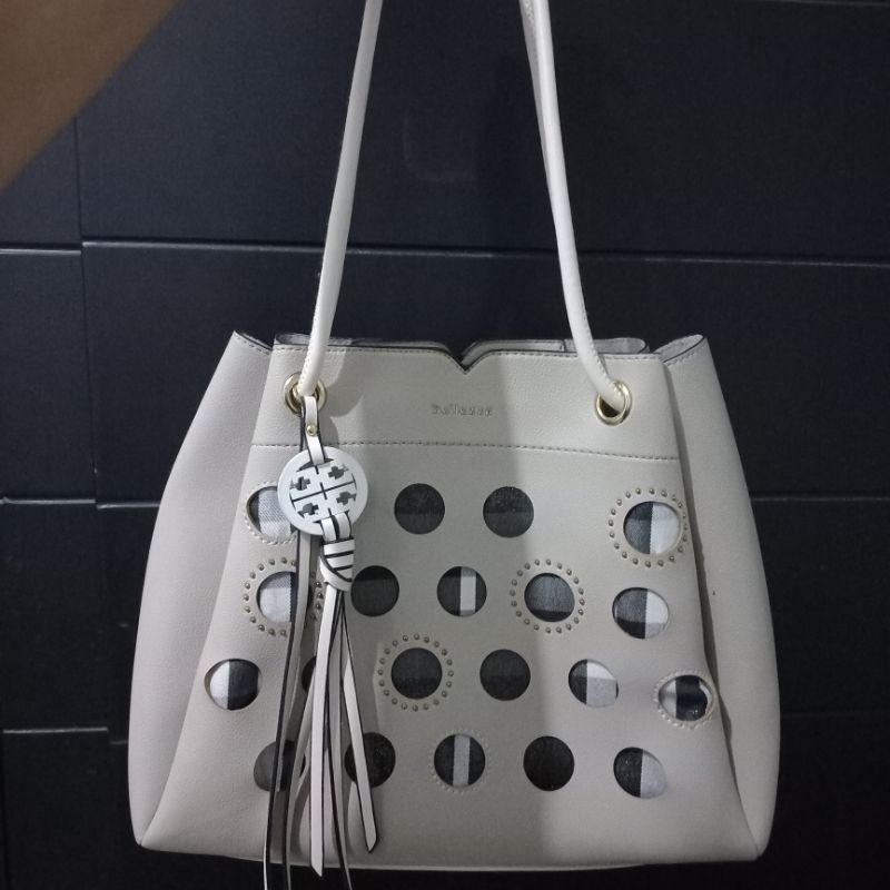PRELOVED TOTE BAG SLING BAG HAND BAG BELLEZZA