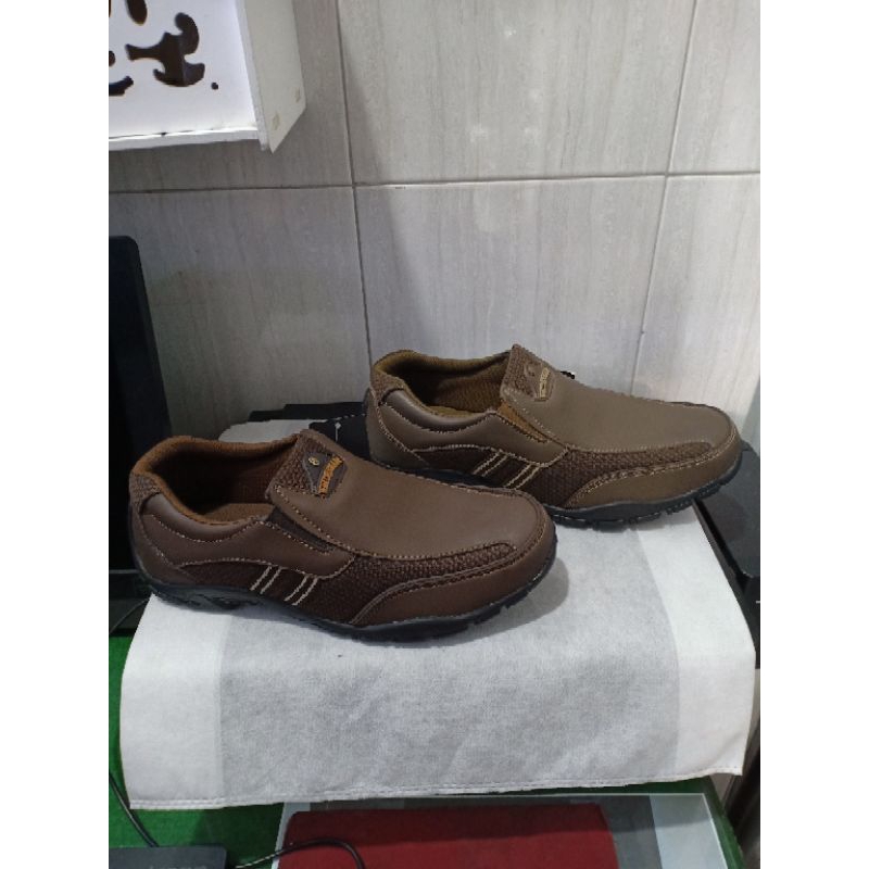 SEPATU WEIDENMANN ORIGINAL-WLAKER03
