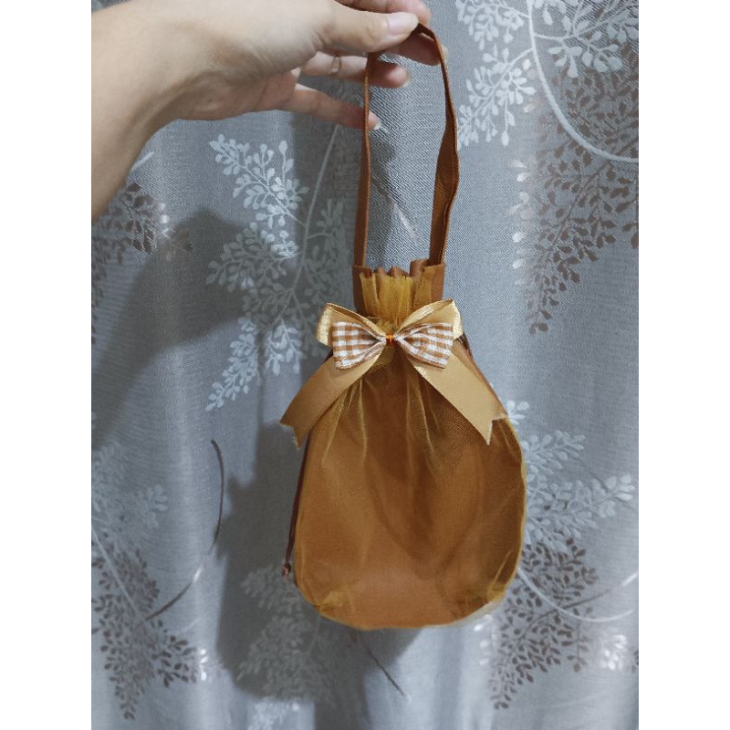 

Pouch Serut Jaring Ribbon tenteng Bisa Buat bungkus kado gift tempat sisir aksesoris tas seserahan etc