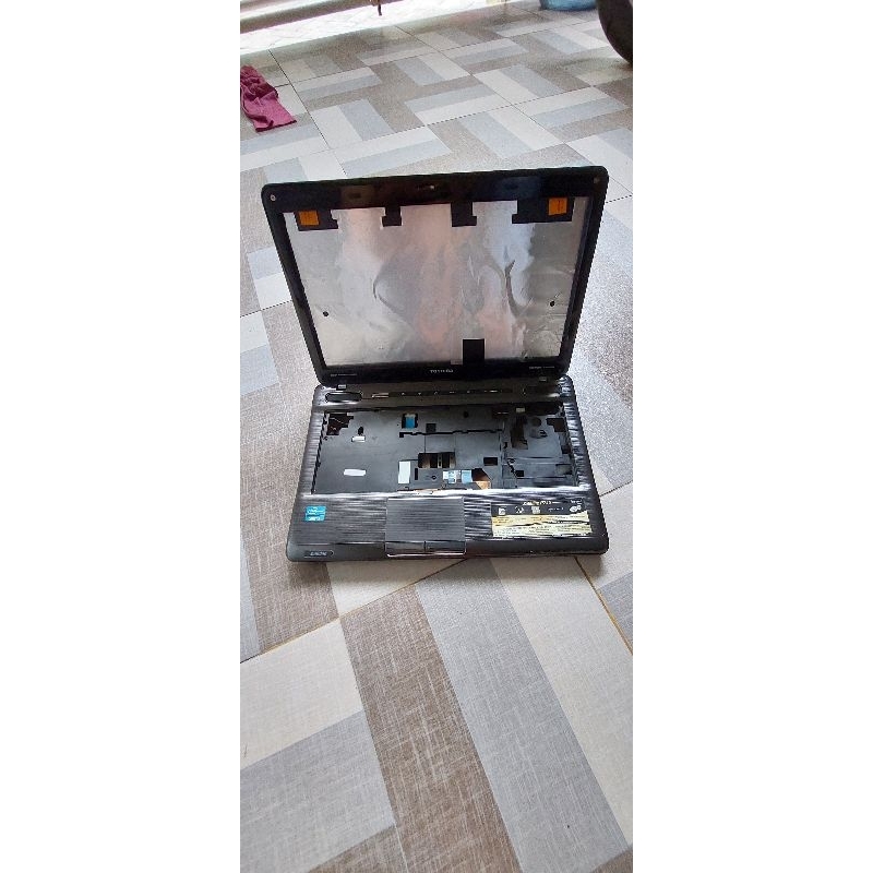 Casing Case Toshiba satelit P745 P745 P740