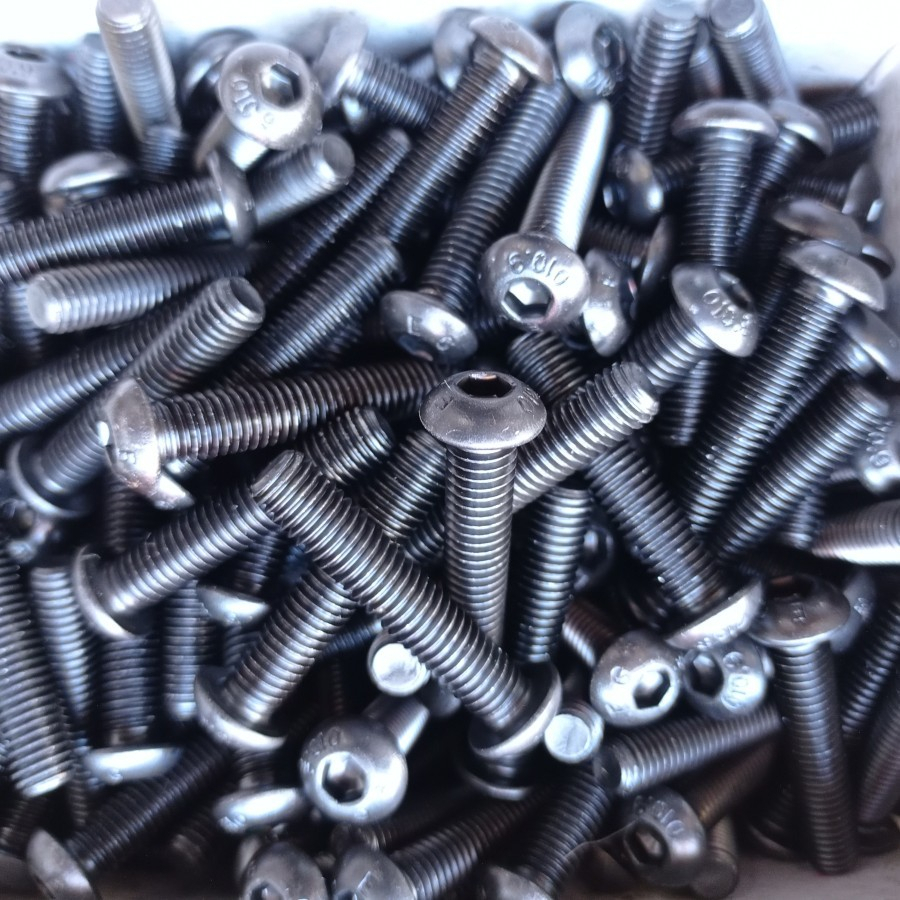 BAUT L BUTTON M8 X 40/BAUD L BAJA KUNCI L 5/ BAJA BAUT L M8X40 BAJA HITAM BAUT 13