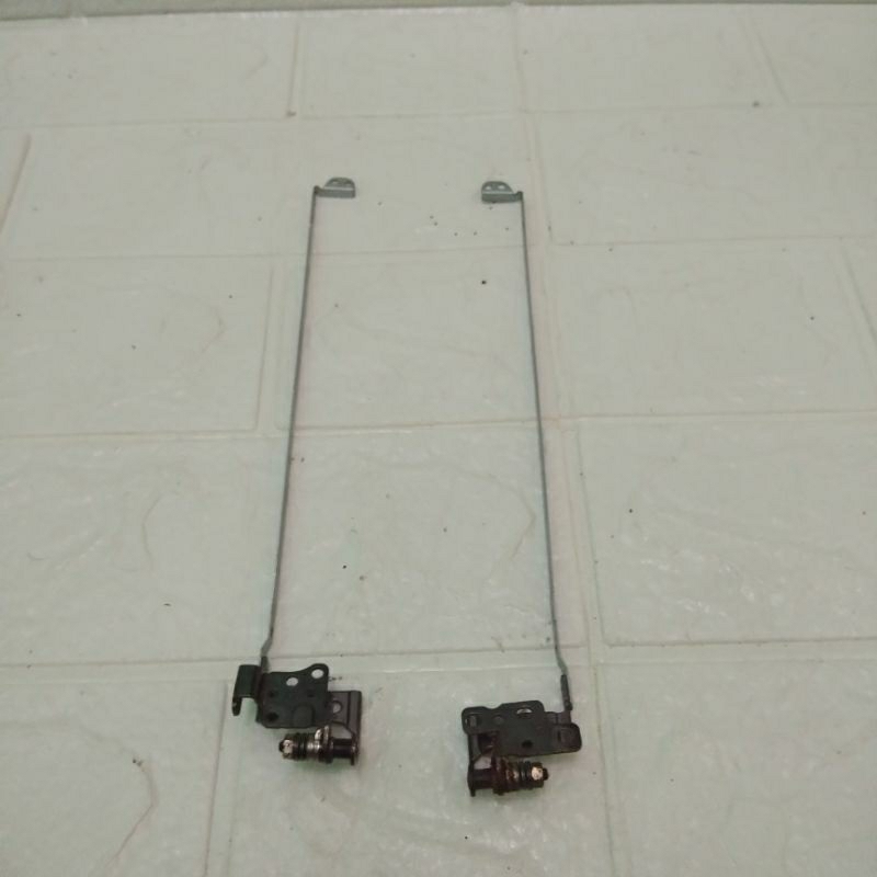 Original Engsel Esel Laptop Toshiba Satellite C840 C 840