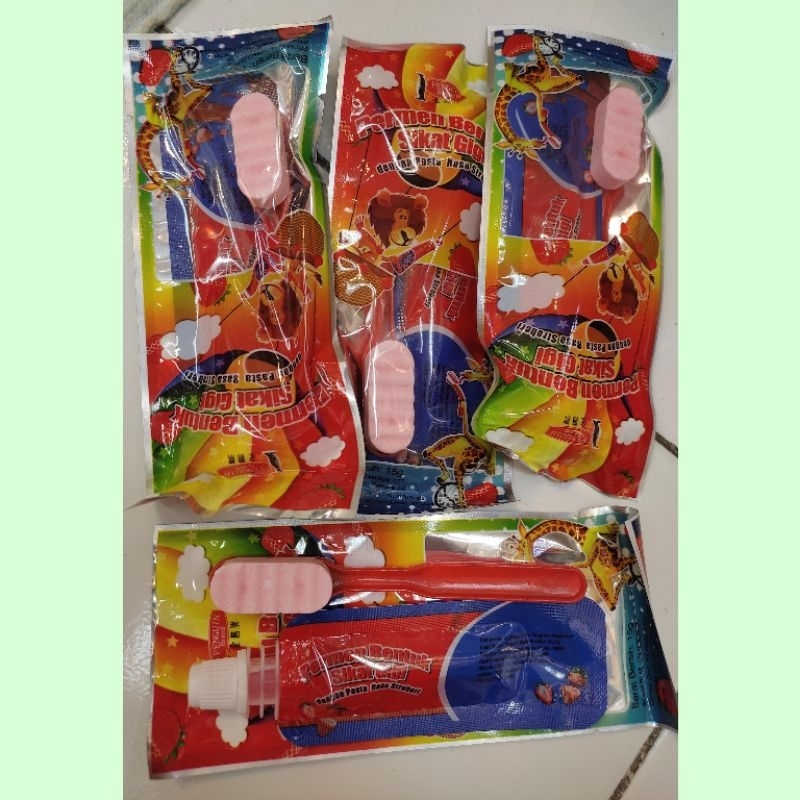 

Penguin Brand Permen Sikat Gigi - 450 gr (isi 30)