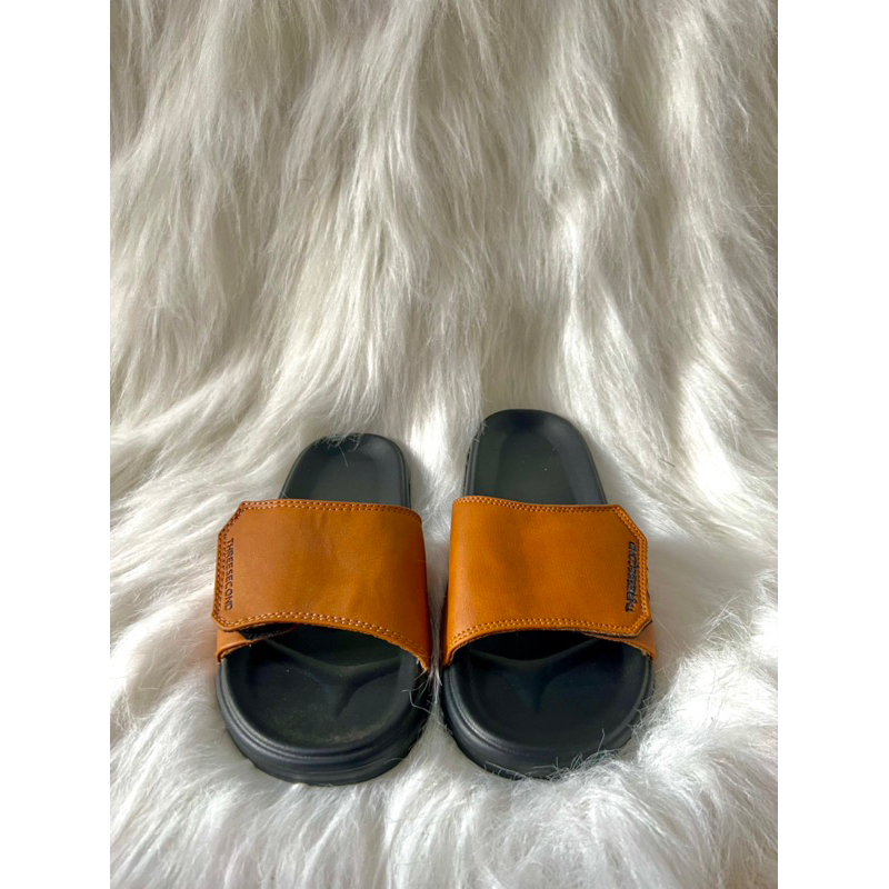 Sandal slip on selop pria wanita 3Second Threesecond Original