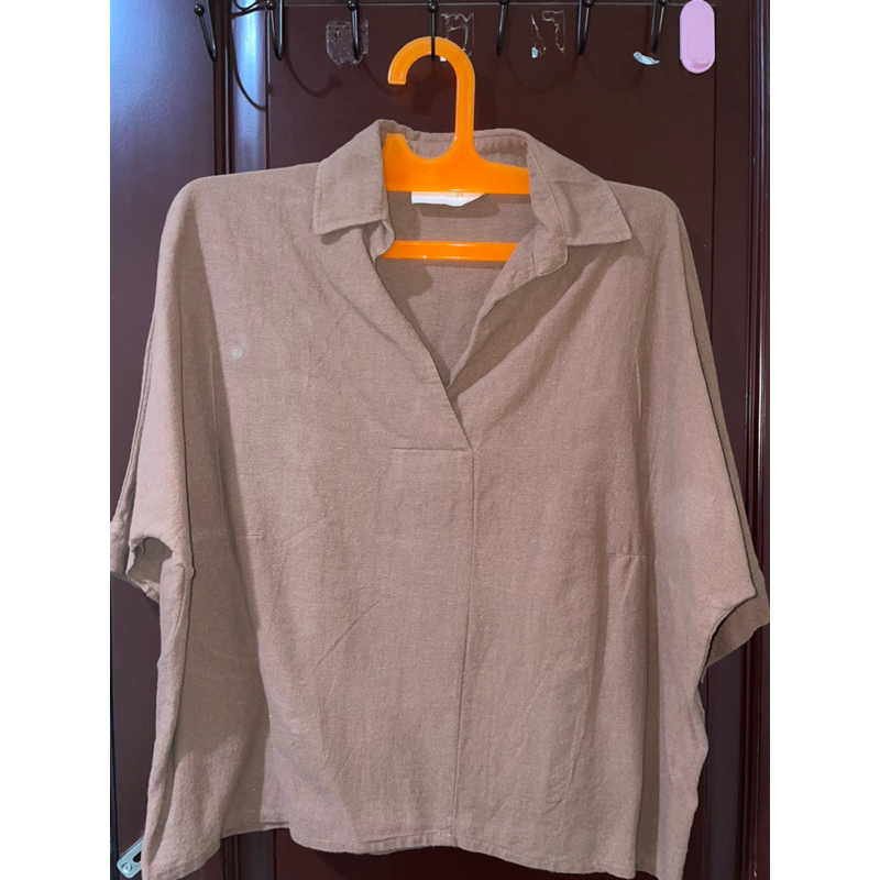 seminggu rtw yora linen blouse preloved