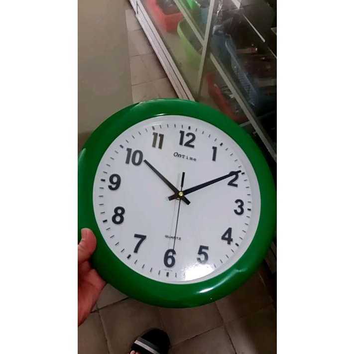 Jam dinding Ontime/Jam dinding Mayomi