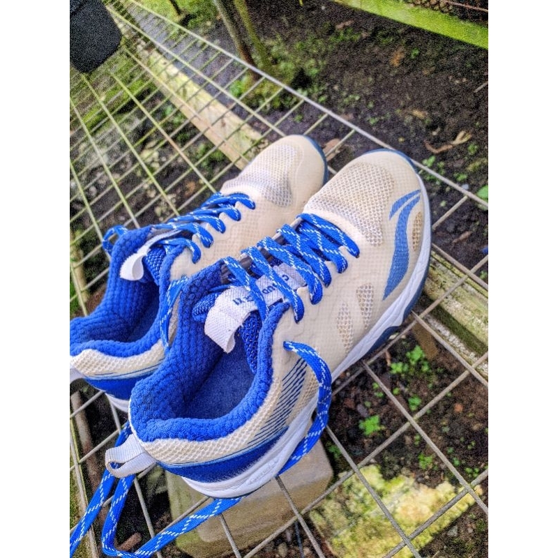 Sepatu Lining cloud ace second original