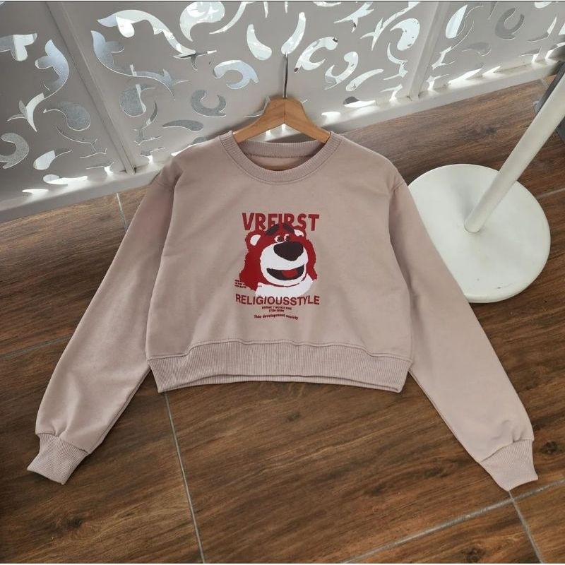 Switer Basic Wanita LOTSO VRFIRST CROPE Terbaru Yang Lagi Hits Sekarang