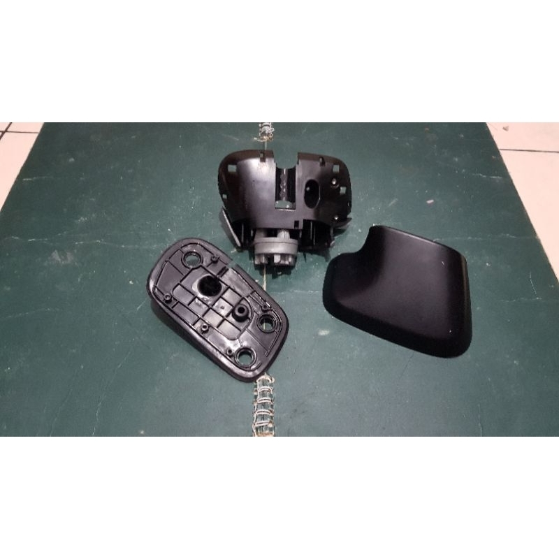 Dudukan kaki spion Honda Jazz