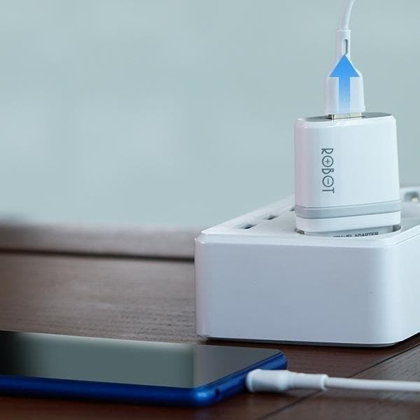 MH - Charger 1A Robot 1 Usb Bonus Kabel Universal Adapter K7