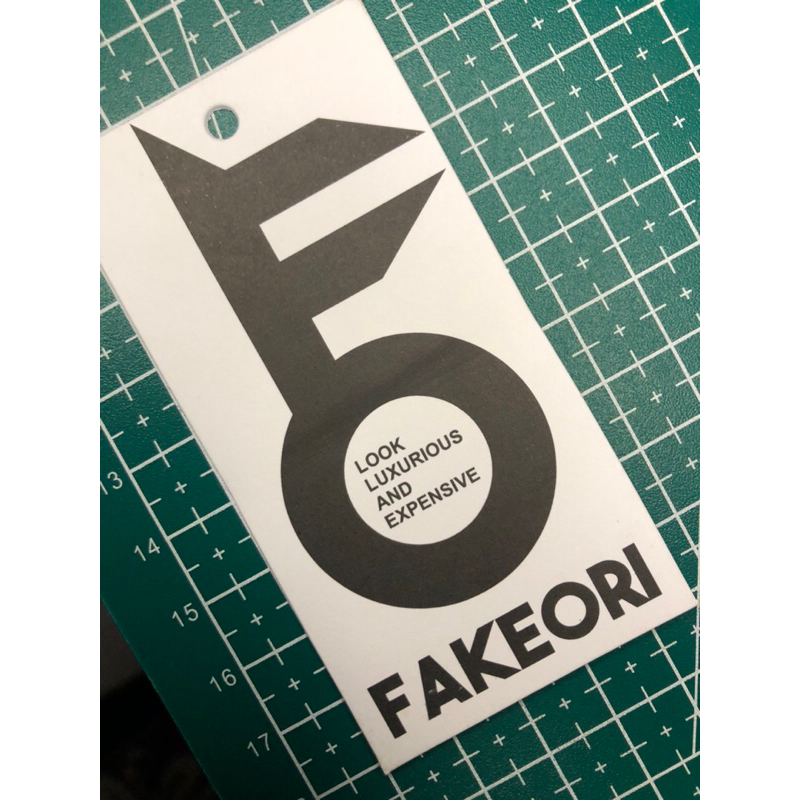 

FAKEORI ORI TAG SUPER PREMIUM ONE FACE CO 1X DI KIRIM 600PCS
