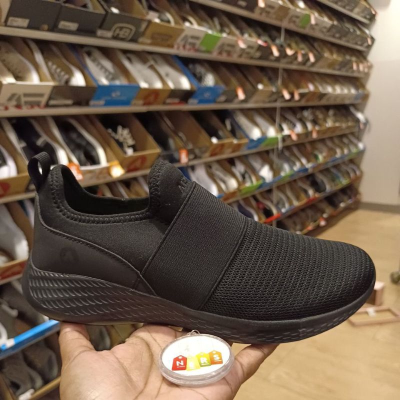 SNEAKERS STRIKE BLACK 190046 SEPATU WANITA AIRWALK BY