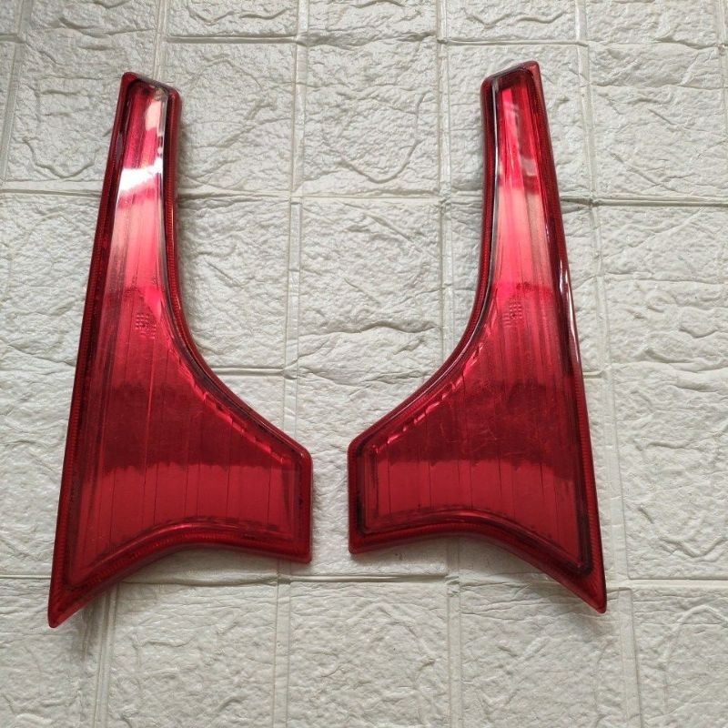 Reflektor Bemper Belakang Ertiga suzuki R3 2015 2016 2017kiri kanan lens housing/ mata kucing mobil 