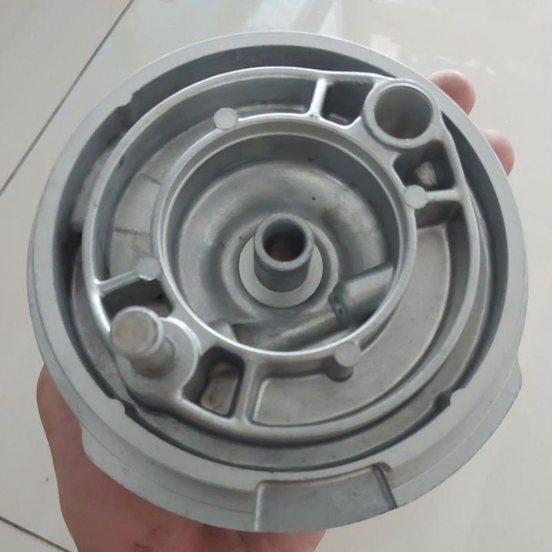 Tutup tromol depan suzuki rc80
