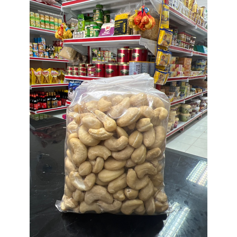 

Kacang Mete Mentah 250gr