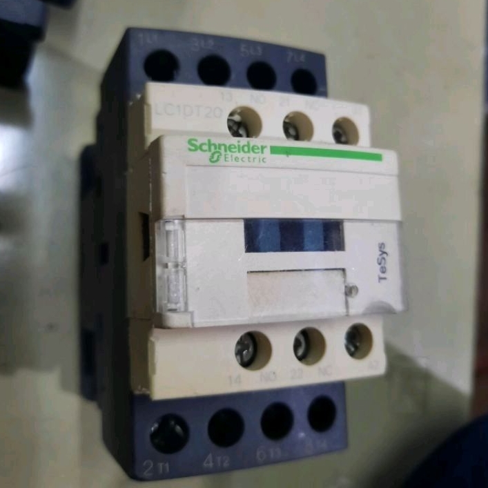 kontaktor schneider lc1dt20 4pole