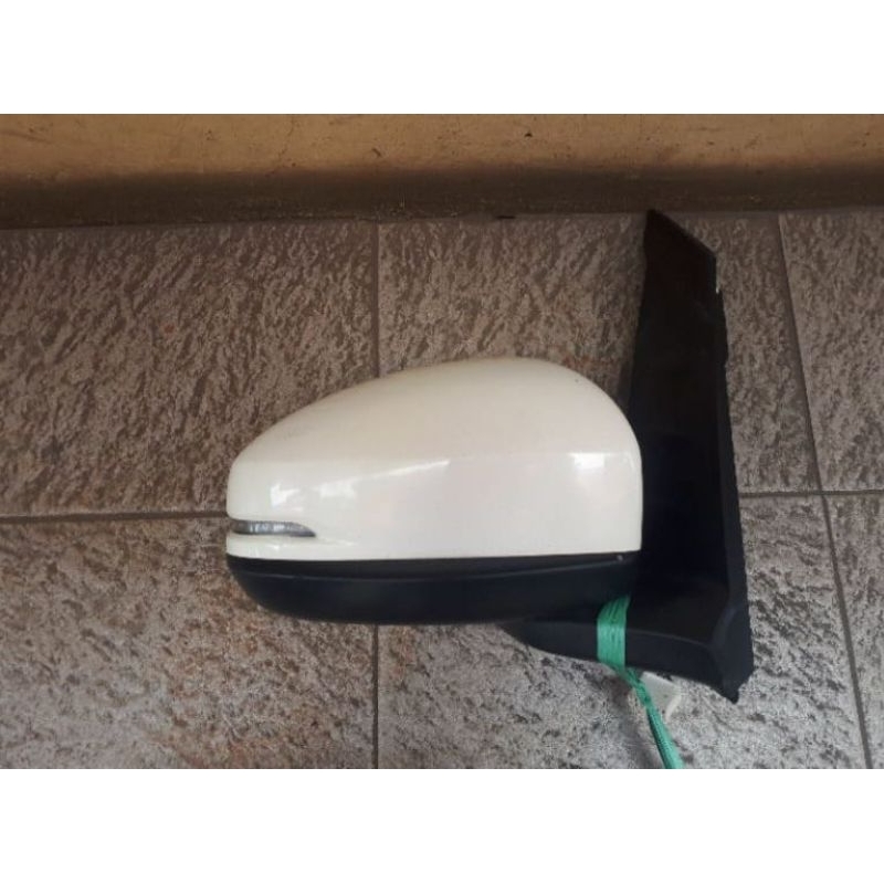 Spion mobilio tipe E elektrik original copotan kanan atau kiri
