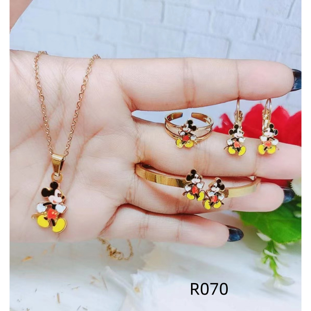 Titanium Set  Anak Perhiasan Kalung Gelang Cincin Dan Anting R069/070