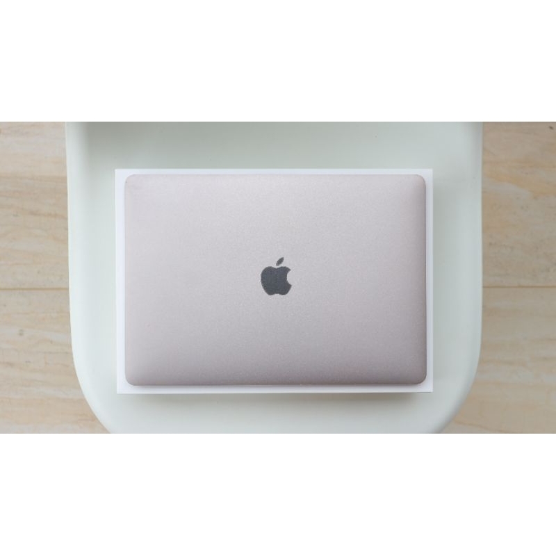 Ex Ibox Macbook Pro 2017 fullset cc rendah