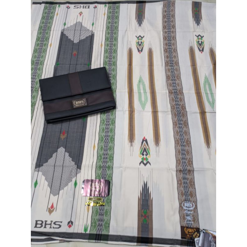 sarung BHS Royal SGT motif