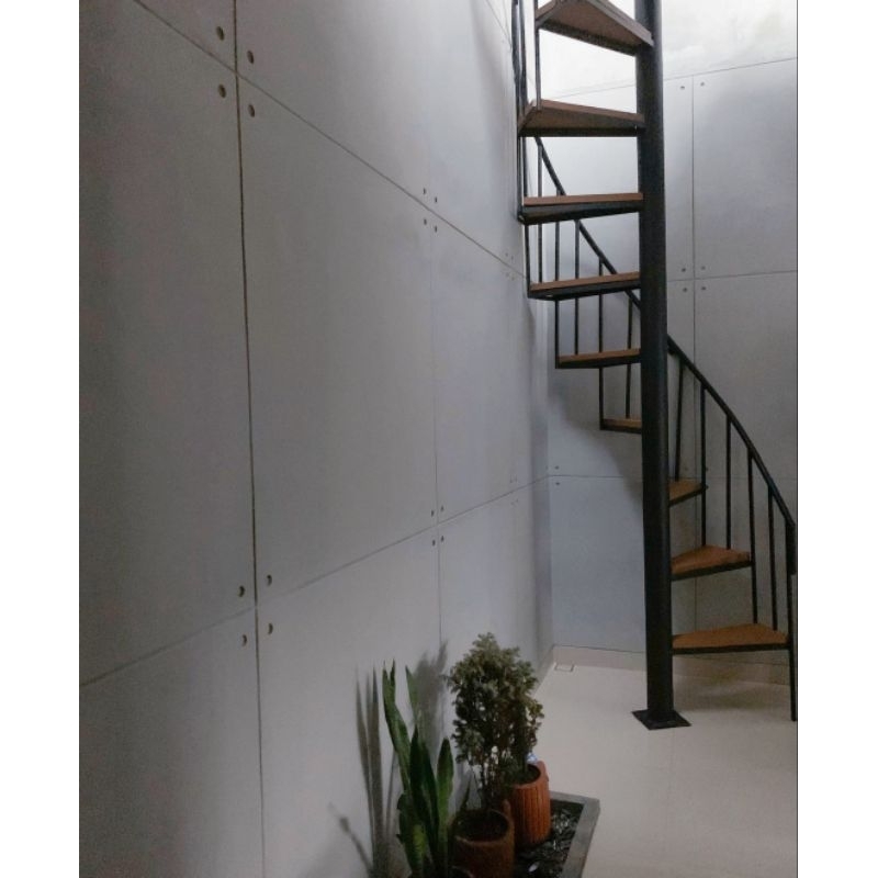 Tangga Putar Besi minimalis (harga permeter)