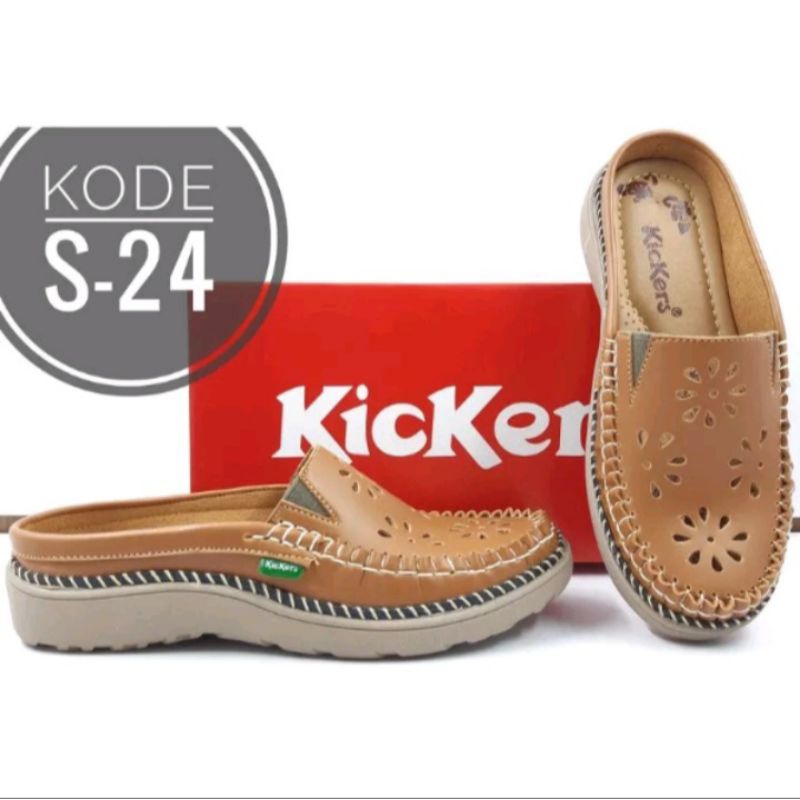 sepatu kulit slip on wanita kickers. S-24 Kulit