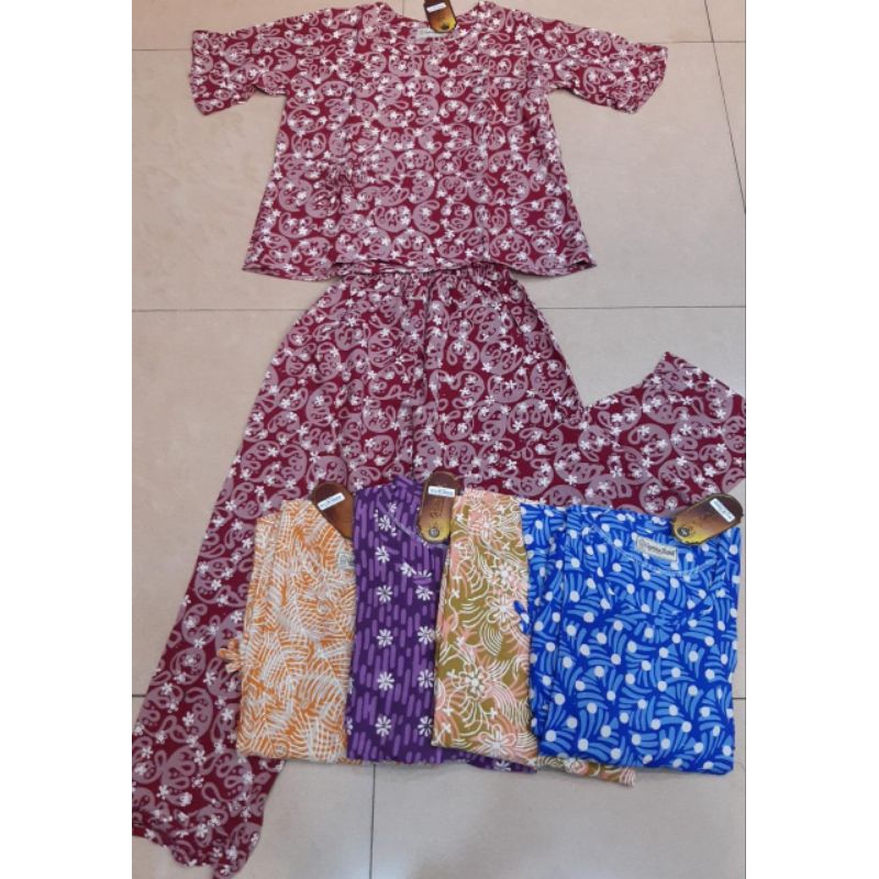 SETELAN CELANA BATIK BY QONITA PEKALONGAN