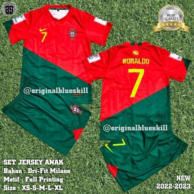 Setelan argentina jersey piala dunia terbaru / setelan anak jersey argentina terbaru / pakaian olahraga anak / setelan sepak bola argentina anak / setelan piala dunia terbaru