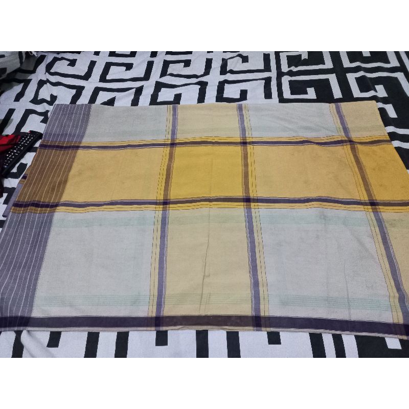 sarung Gajah Duduk Kotak kotak Besar Kuning Jadul