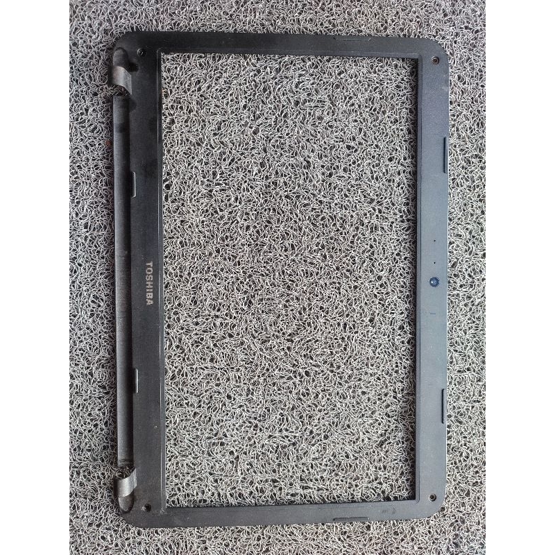 Frame Led Lcd Casing Layar Toshiba C800 C800D