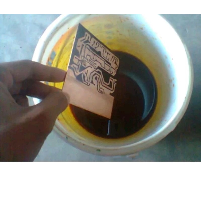 Pelarut PCB Etching Feri Klorida FeCl3 untuk cetak PCB